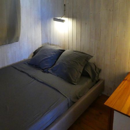 Un Chalet En Bois A La Plage Gruissan Exteriör bild
